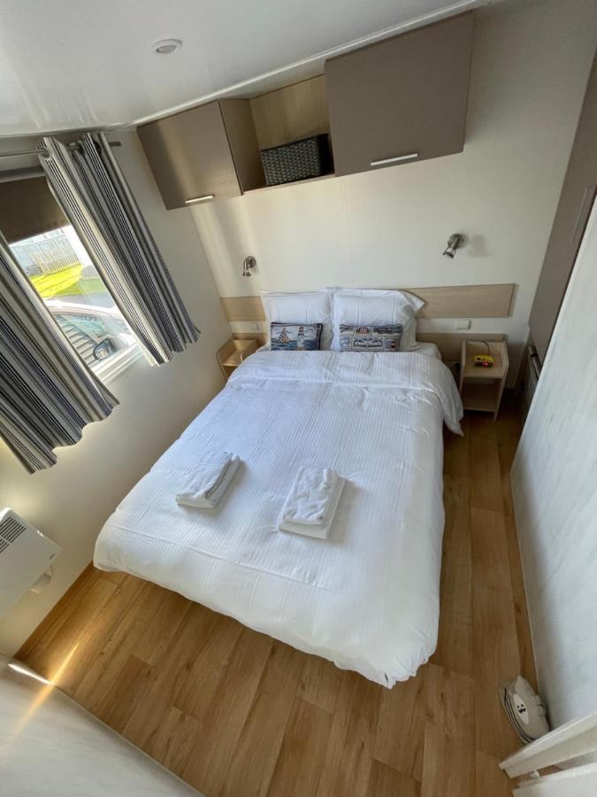 Chalet Up To 5 Persons Knokke Eksteriør billede